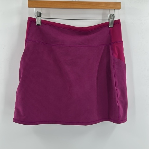 Athleta Action Skort in Dobby 14.5" Small - Picture 5 of 7